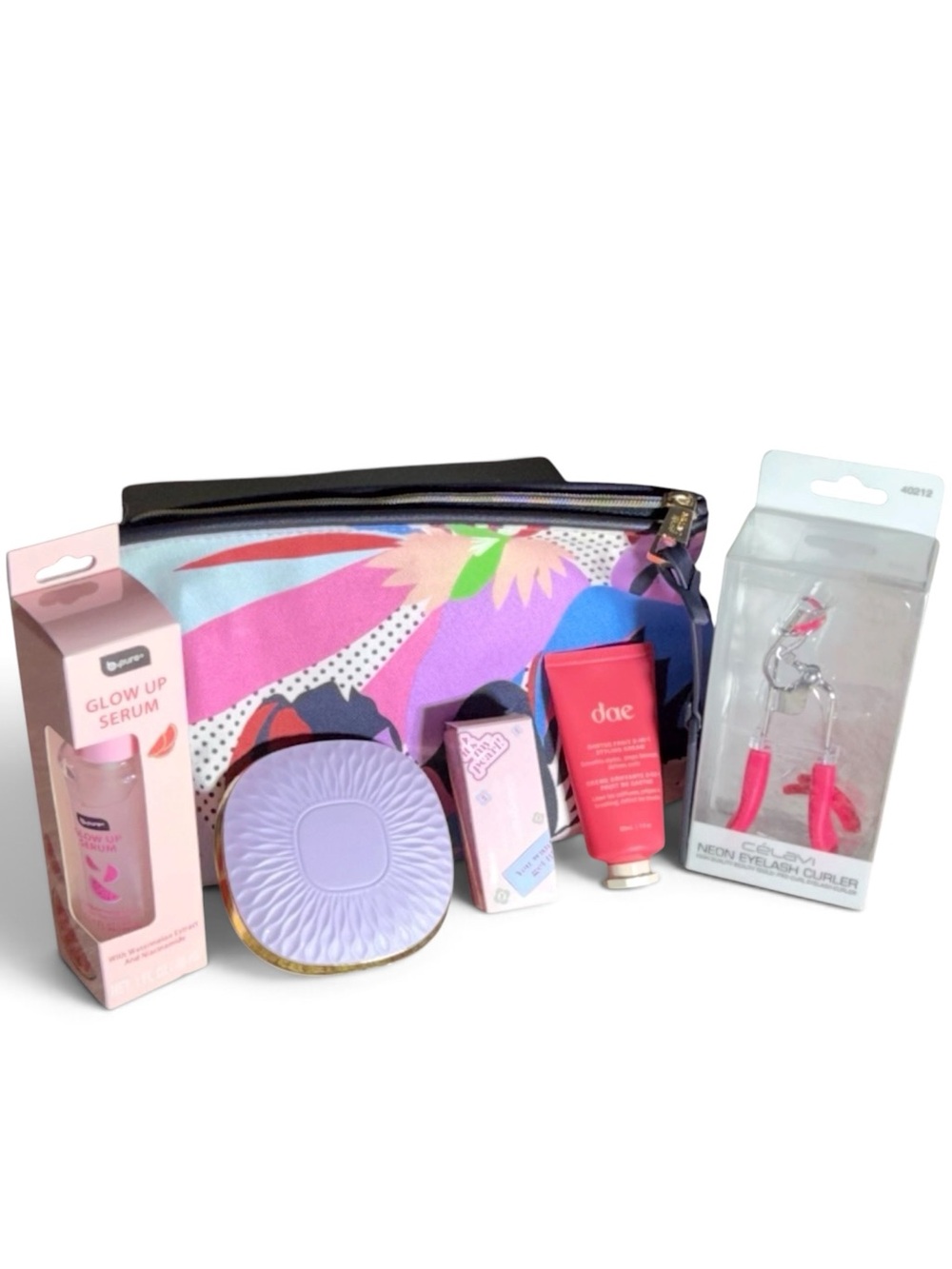 $89 Beauty Bundle with Estée Lauder Cosmetics Bag